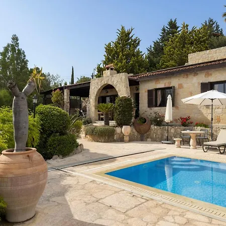 Villa Garden Of Eden - 3 Bedroom Private With Pool Paphos