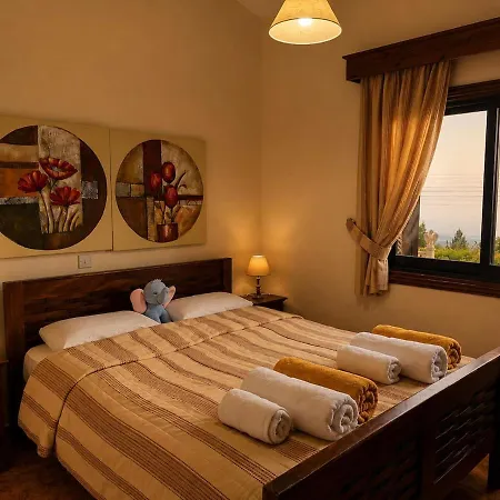 Garden Of Eden - 3 Bedroom Private With Pool * Paphos